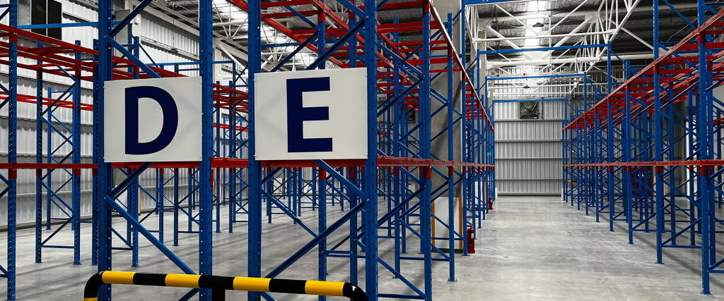 Magazijnstellingen die verkocht zijn aan opkoper Zerostock